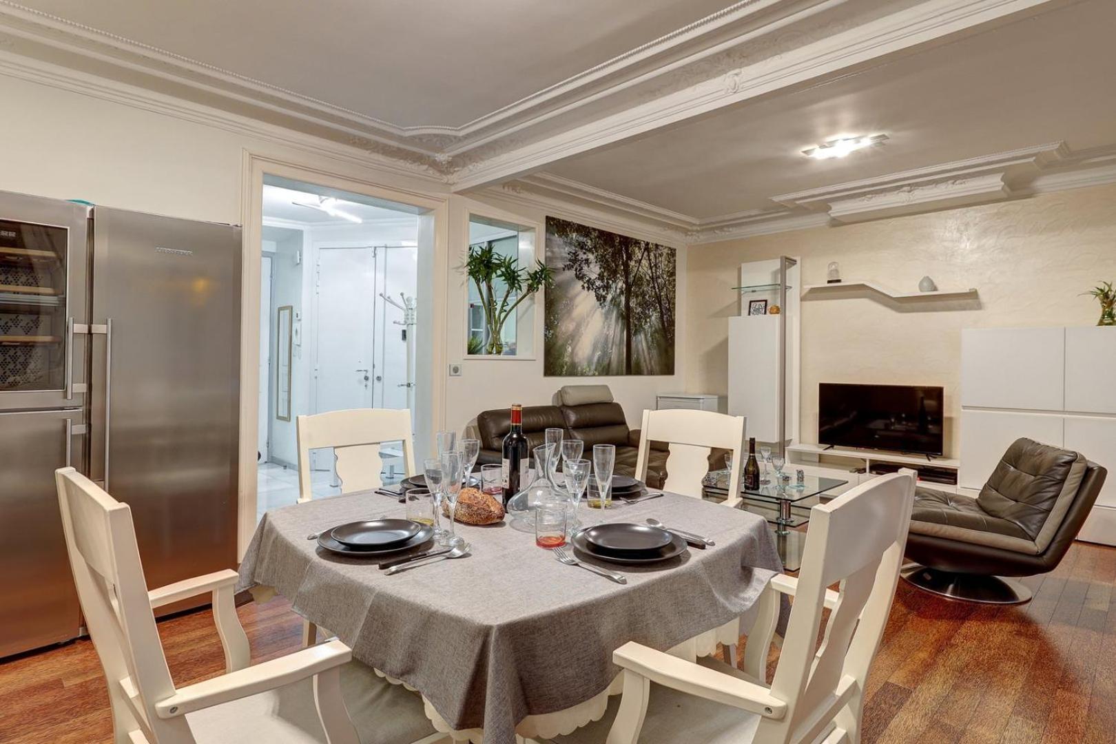 673 Richard - Superb In Appartement *