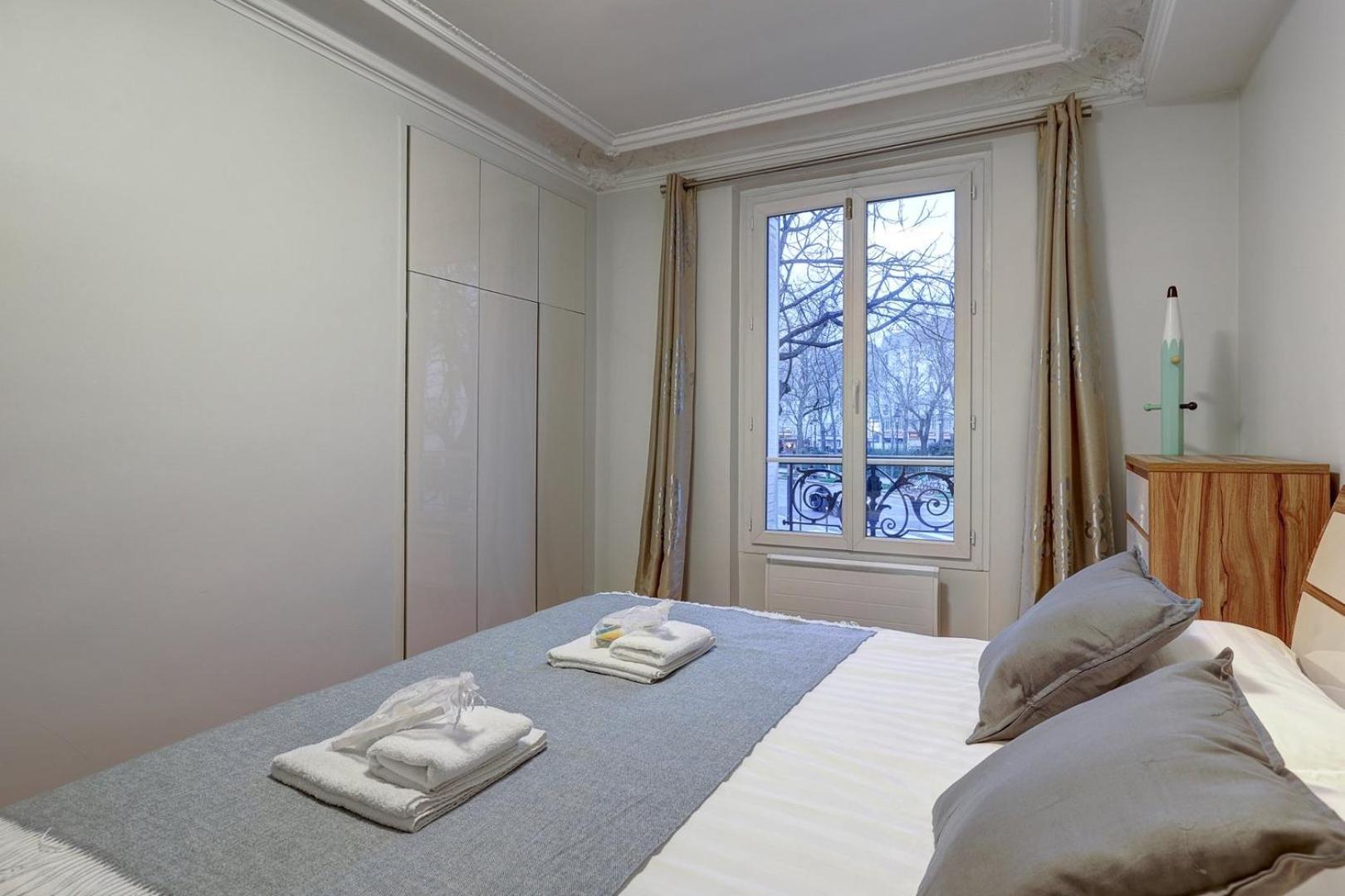 673 Richard - Superb In * Parijs